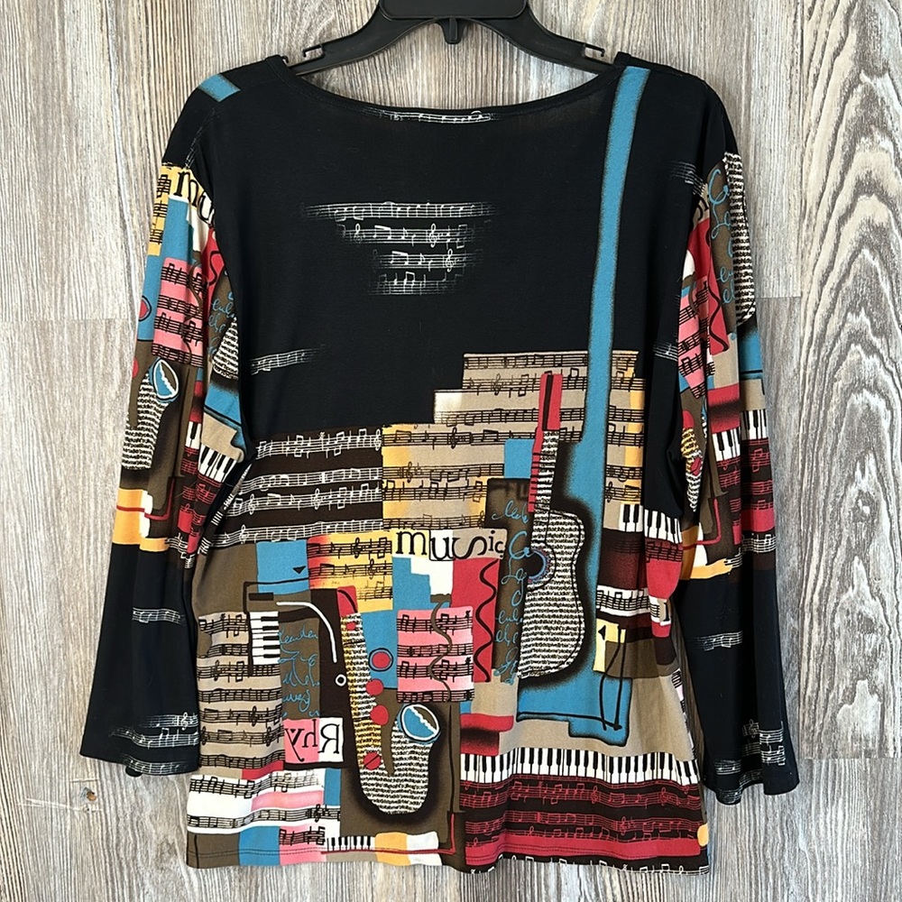 Nvgard v-neck, top with musical elements, PL - Picture 3 of 5